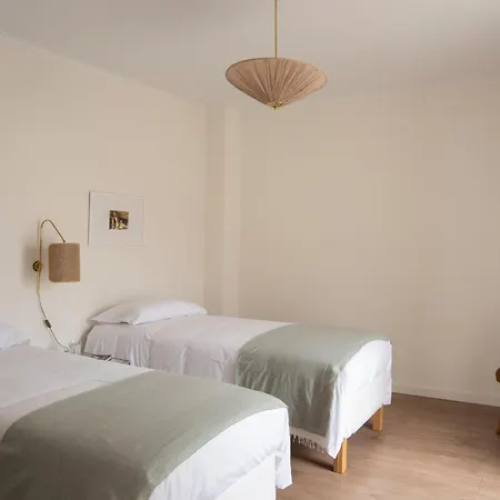 Marta - Tentilhao Vila Franca do Campo